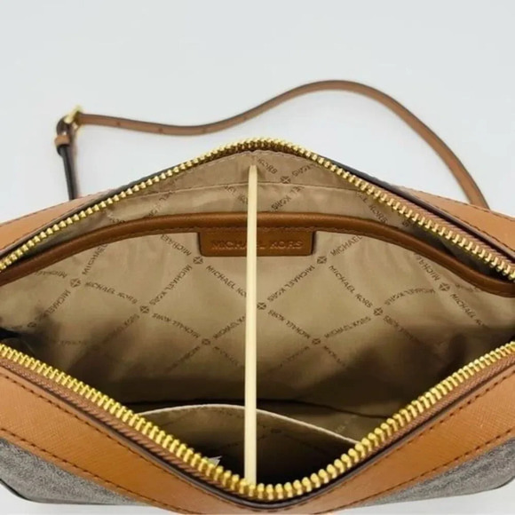 Michael Kors EW Crossbody Bag & Phone Case Wallet Brown - Picture 10 of 12